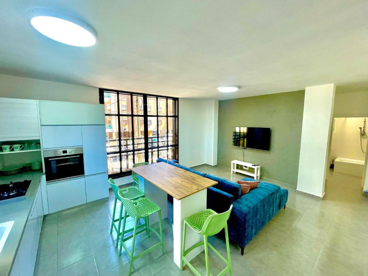 Gk Apartment Beauty Bat Yam Eksteriør billede