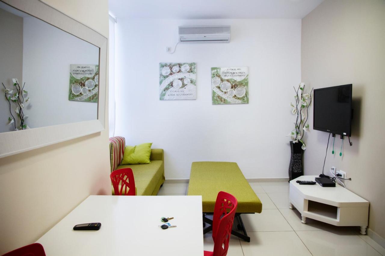 Gk Apartment Beauty Bat Yam Eksteriør billede