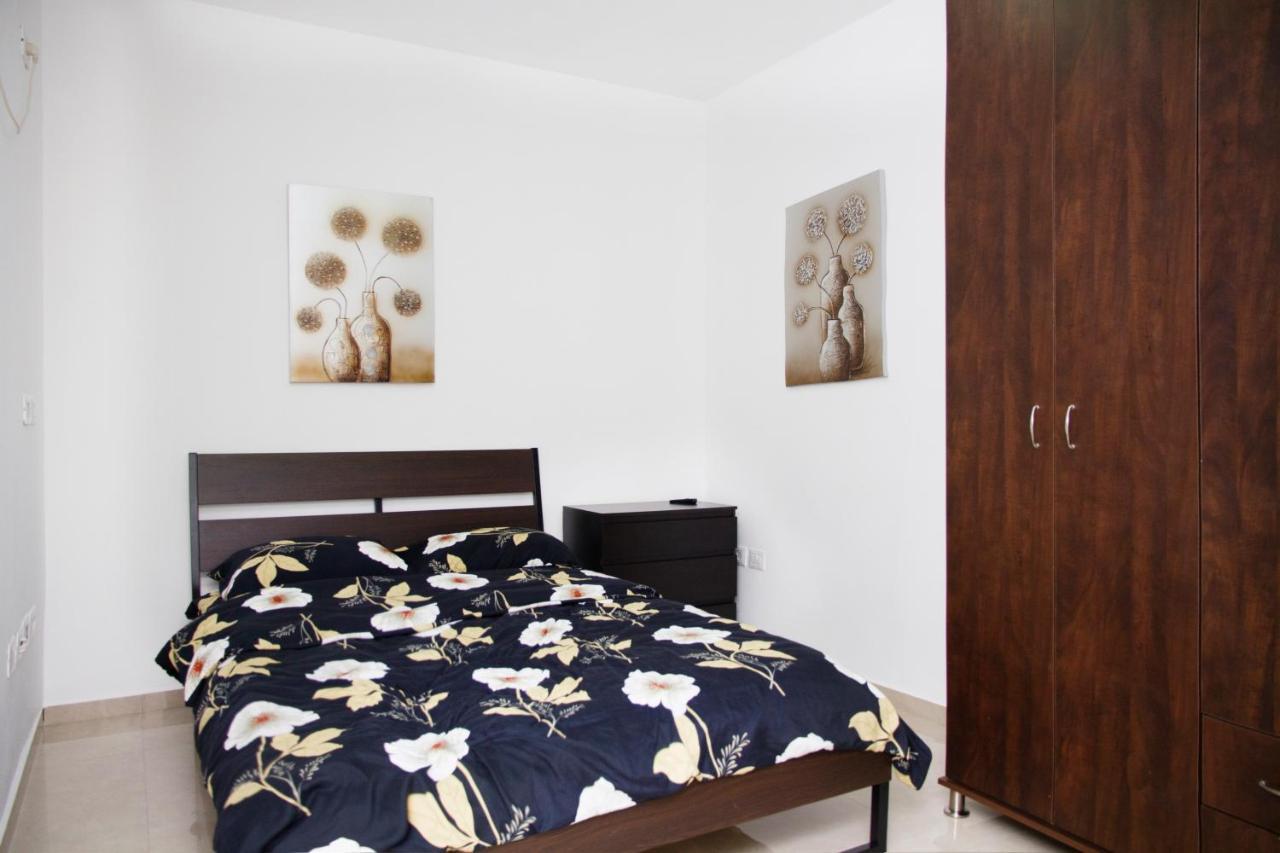 Gk Apartment Beauty Bat Yam Eksteriør billede